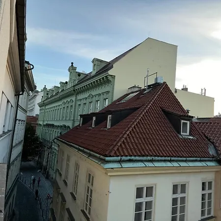 Aparthotelmichalska شقة براغ