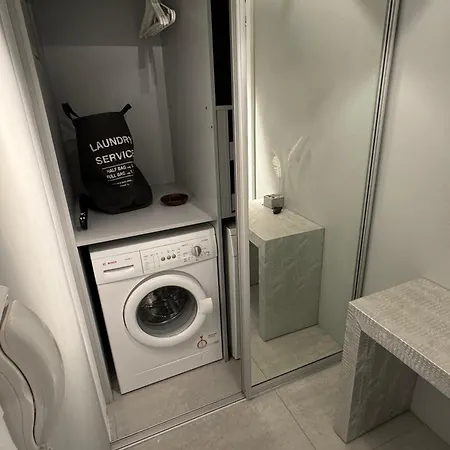 Aparthotelmichalska * براغ